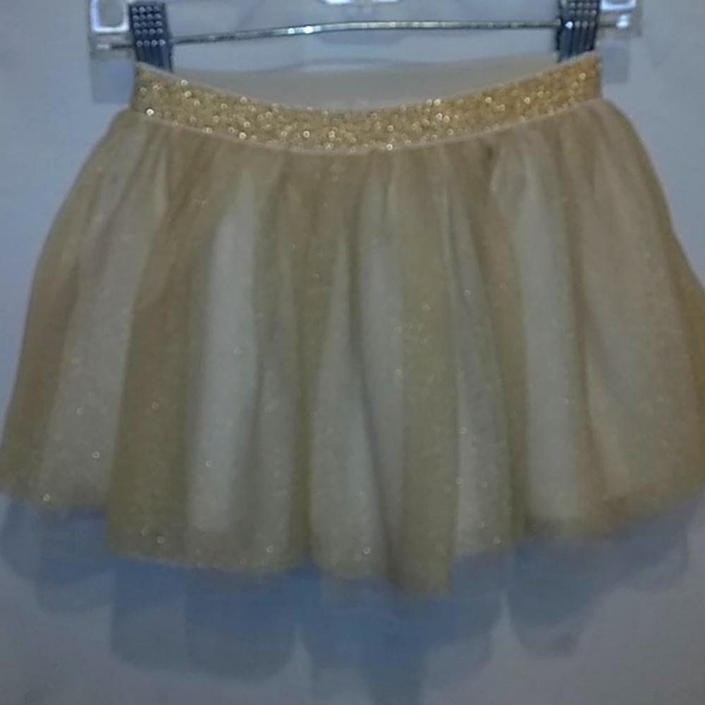 Girls size 3t skirt